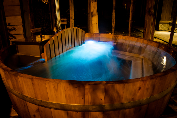 hottub1.jpg